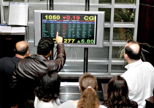Bourse : sur quoi se baser, l’analyse fondamentale ou graphique ?