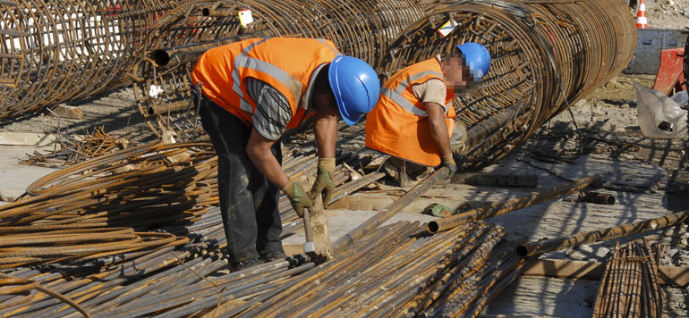 Moins de grèves, mais plus de journées de travail perdues en 2015