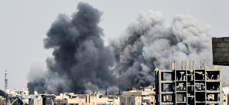 Syrie: 29 civils tués dans des frappes aériennes de la coalition internationale à Raqa