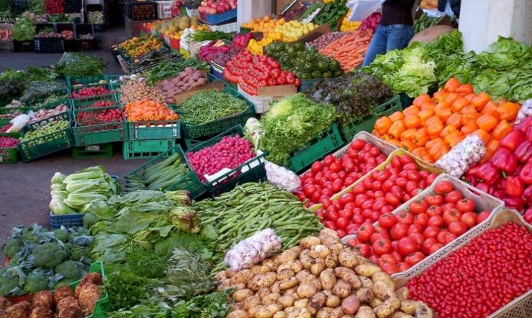 Marche Fruits Legumes